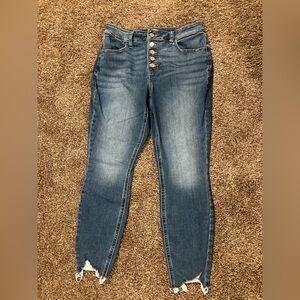 Maurices High Rise Distressed Jegging